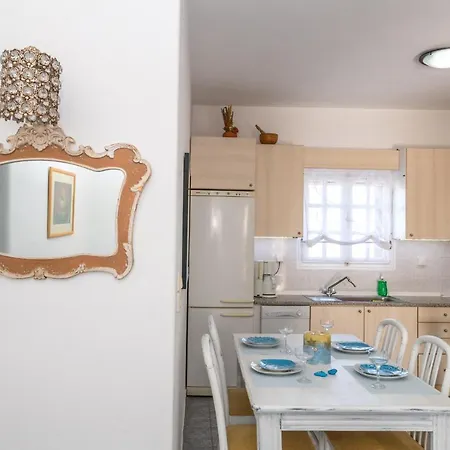 Paty's Sun Side House Holiday home