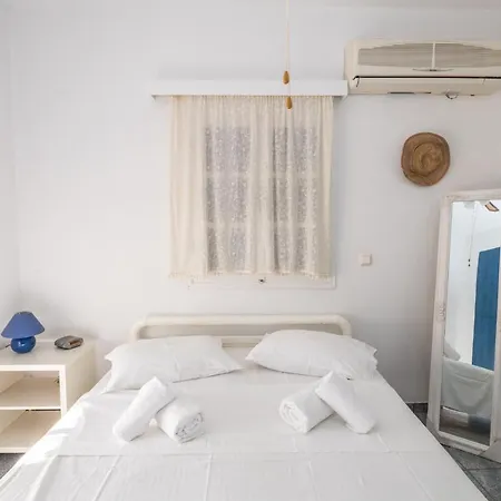 Holiday home Paty's Sun Side House *