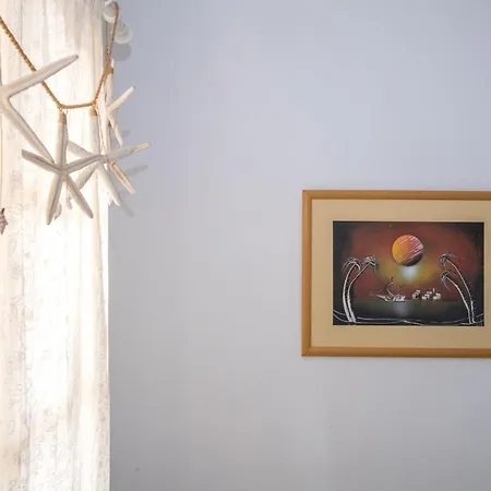Paty's Sun Side House Ambelas