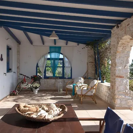 Paty's Sun Side House